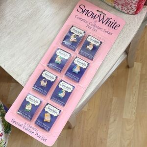 Snow White vintage a complete collector series of pins
